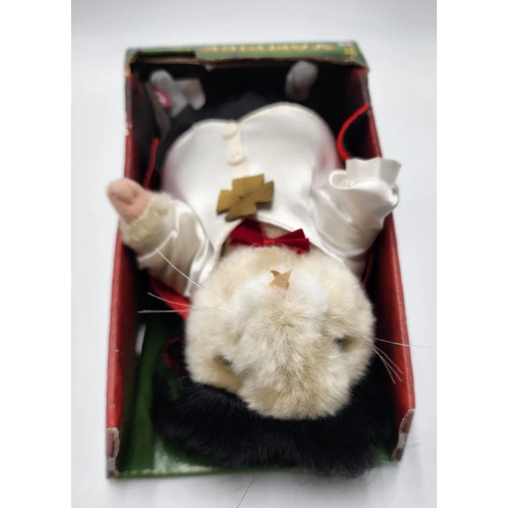 Gemmy Singing‎ Hamster in Dracula Costume Vampire Halloween NIB Vtg